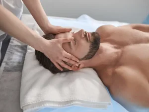 How does a full body massage help in reducing stress and muscle pain